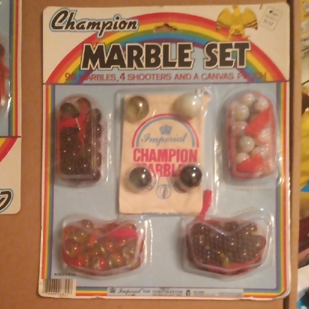 1985 Vintage Champion Marble Set with Canvas Bag